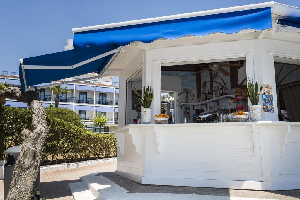 Ticho'S Greenblu Hotel كاستيلانيتا مارينا المظهر الخارجي الصورة